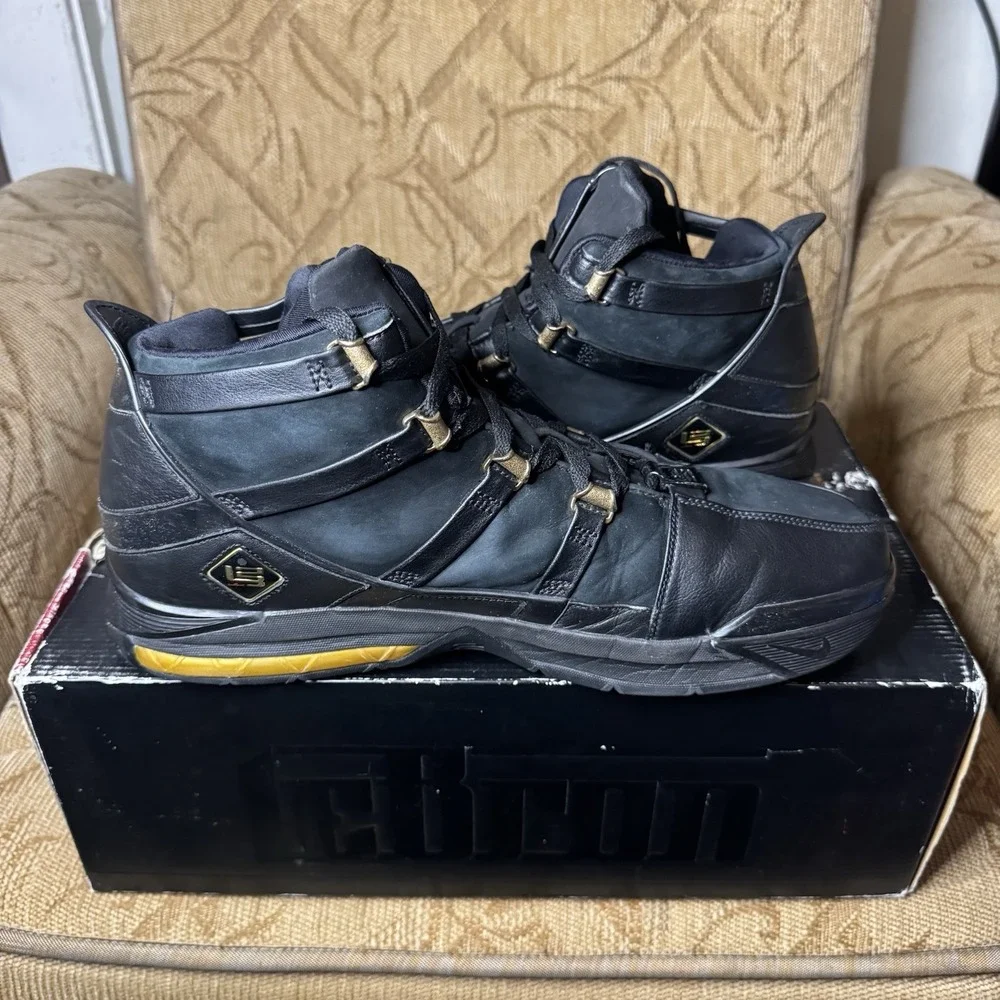 Rare 2006 Nike Zoom LeBron 3‎ Black/ Metallic Gold Size 13 W/Box!